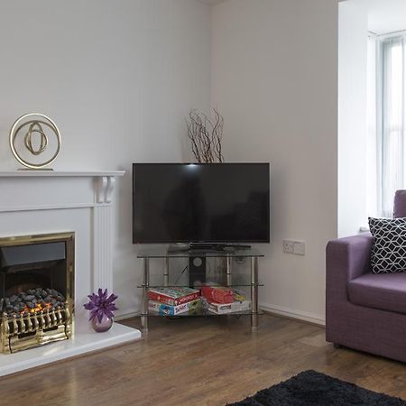 Quiet Riverside Apartment London Exterior photo